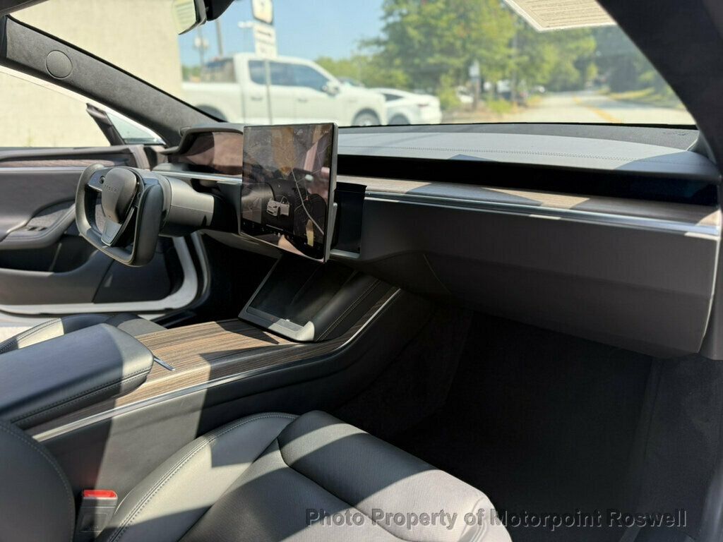 Tesla Model S photo 21