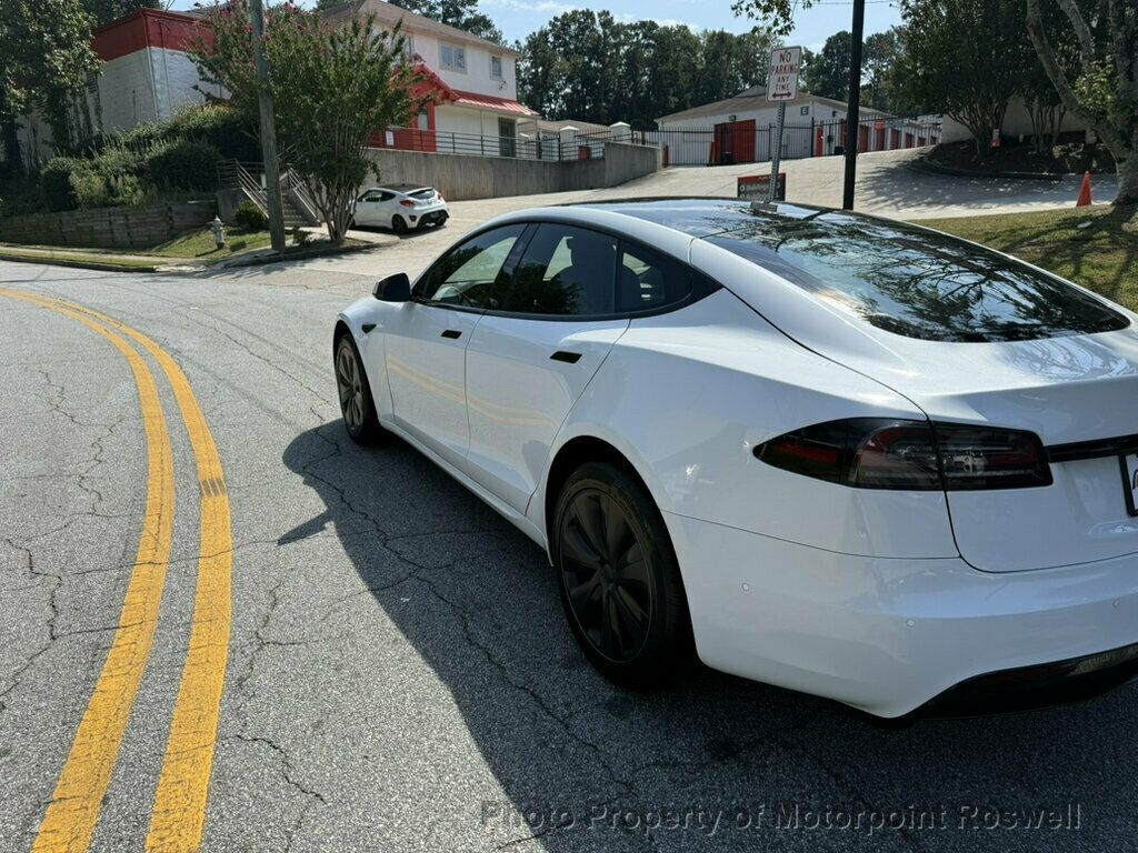 Tesla Model S photo 7
