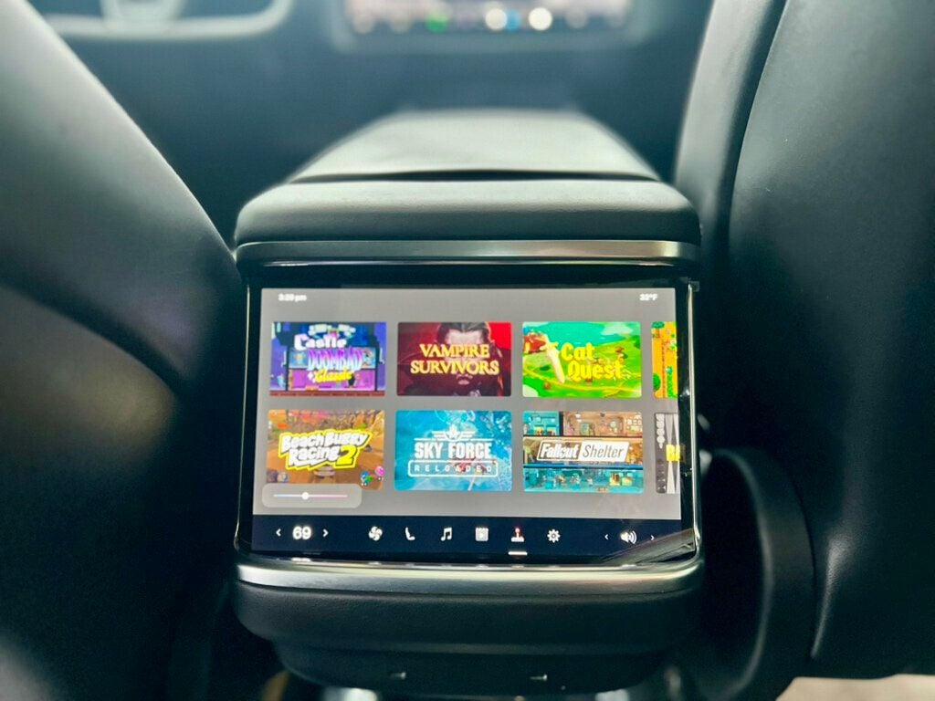 2023 Tesla Model S Standard Range AWD - 22962312 - 20