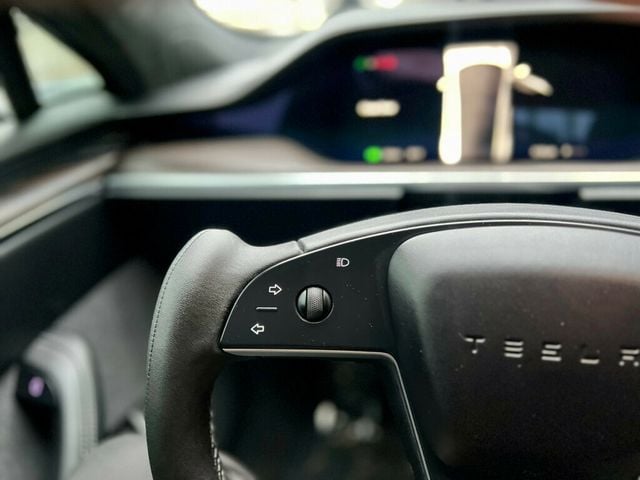 2023 Tesla Model S Standard Range AWD - 22962312 - 21