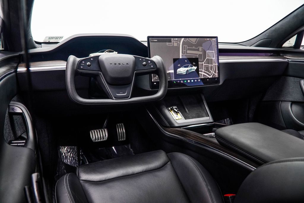 Tesla Model S photo 16