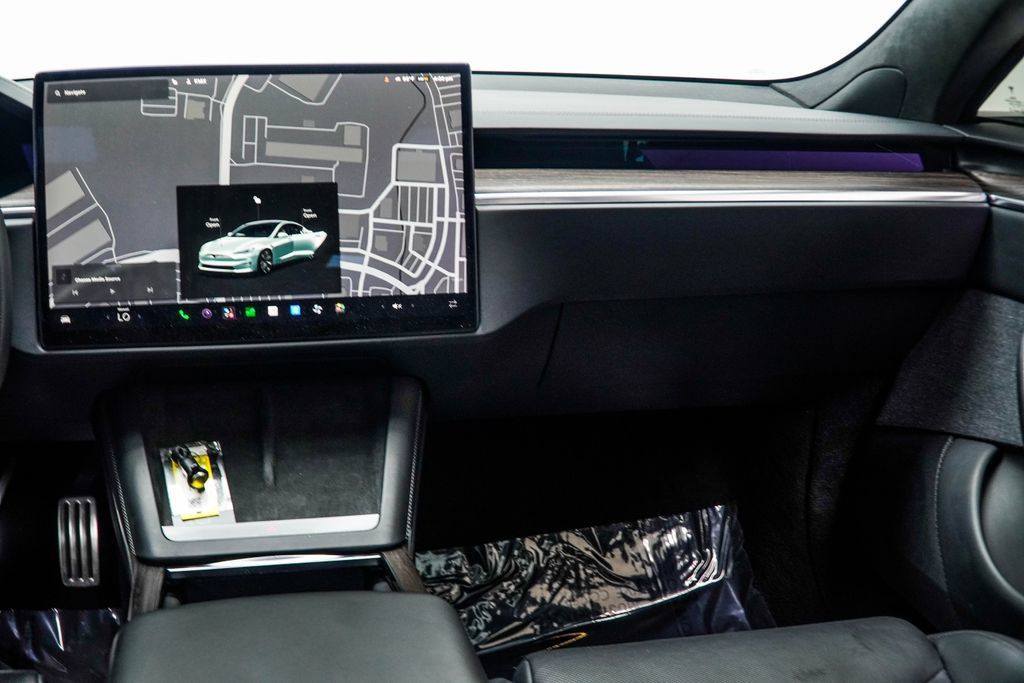 Tesla Model S photo 18