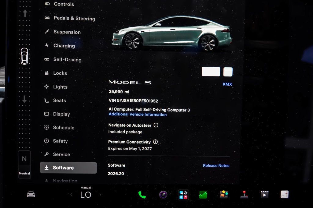 Tesla Model S photo 29