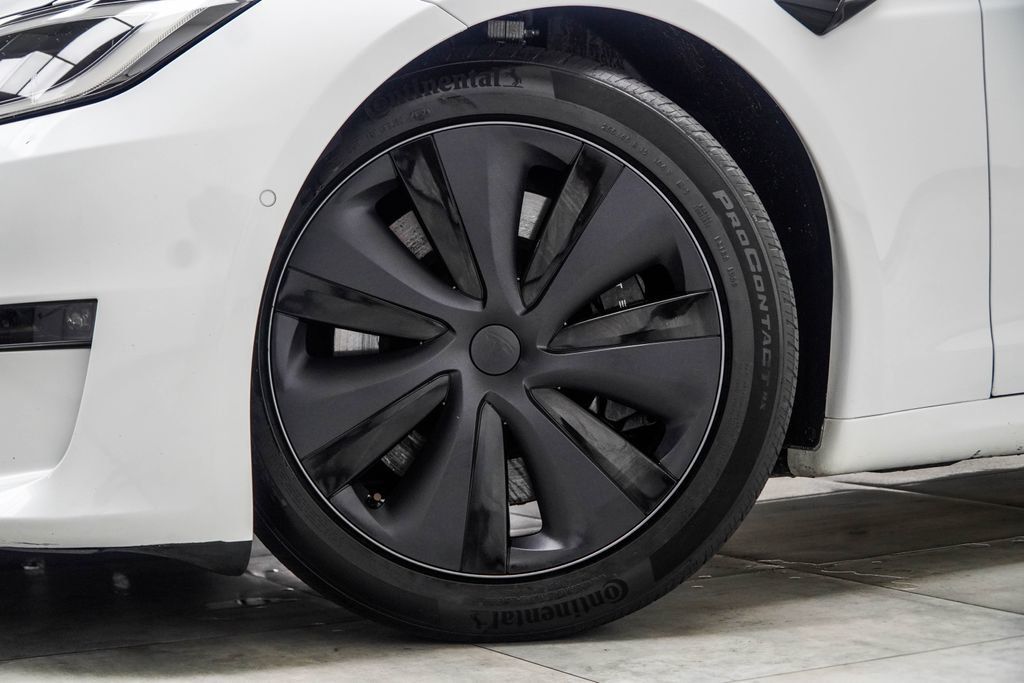 Tesla Model S photo 6