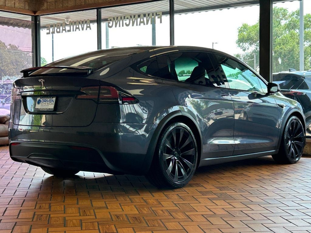 2023 Tesla Model X photo 18
