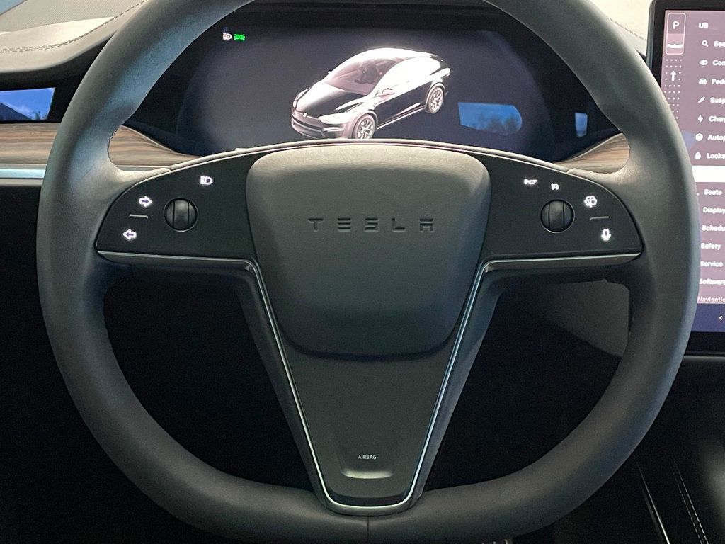 2023 Tesla Model X AWD - 22939352 - 26