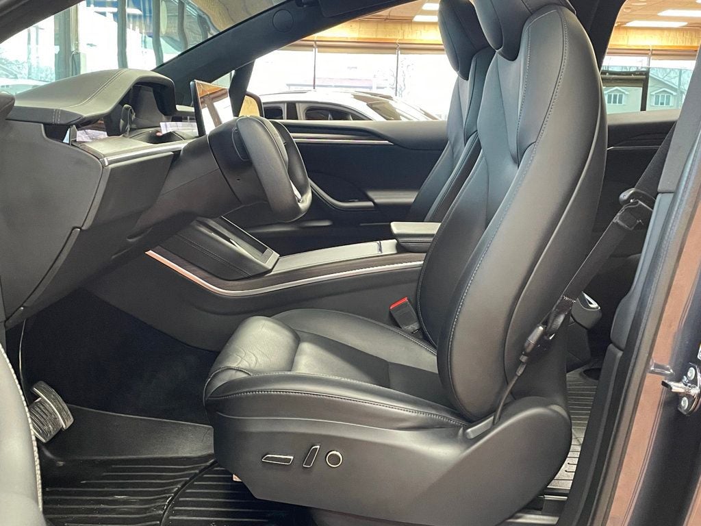 2023 Tesla Model X AWD - 22968180 - 12