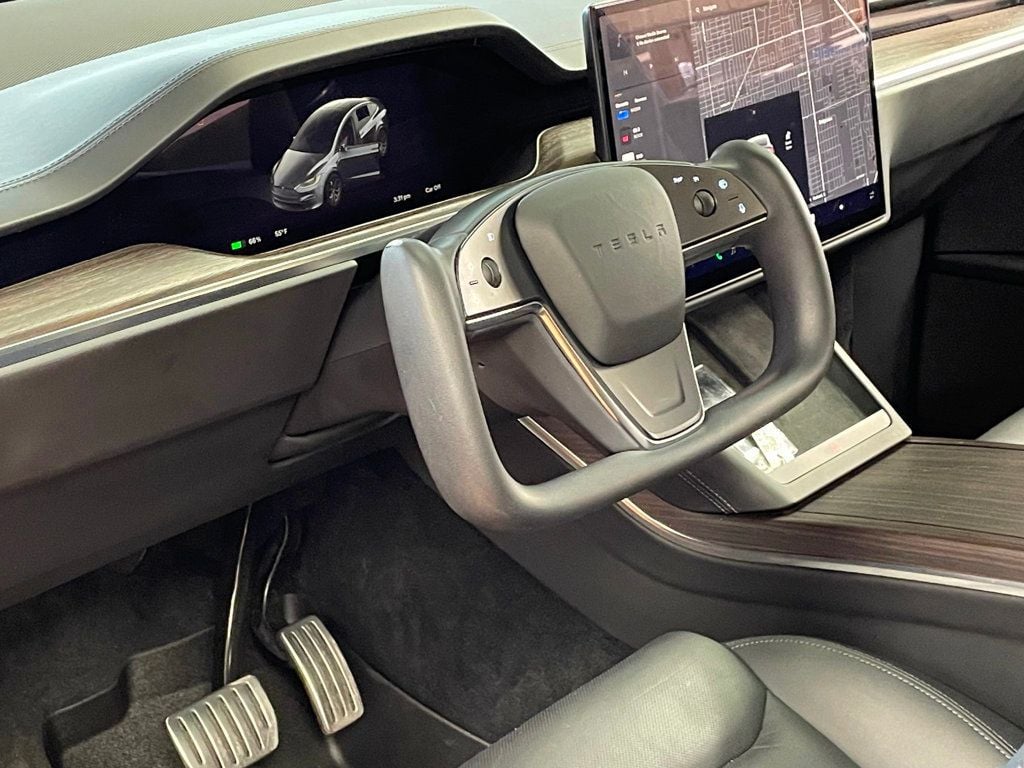 2023 Tesla Model X AWD - 22968180 - 14