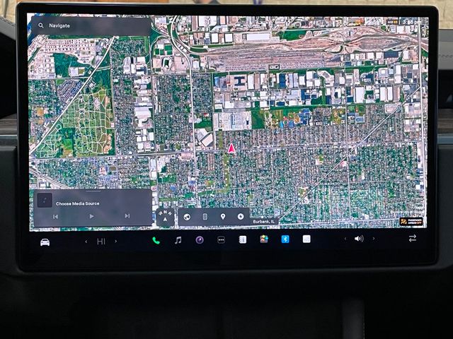 2023 Tesla Model X AWD - 22968180 - 31