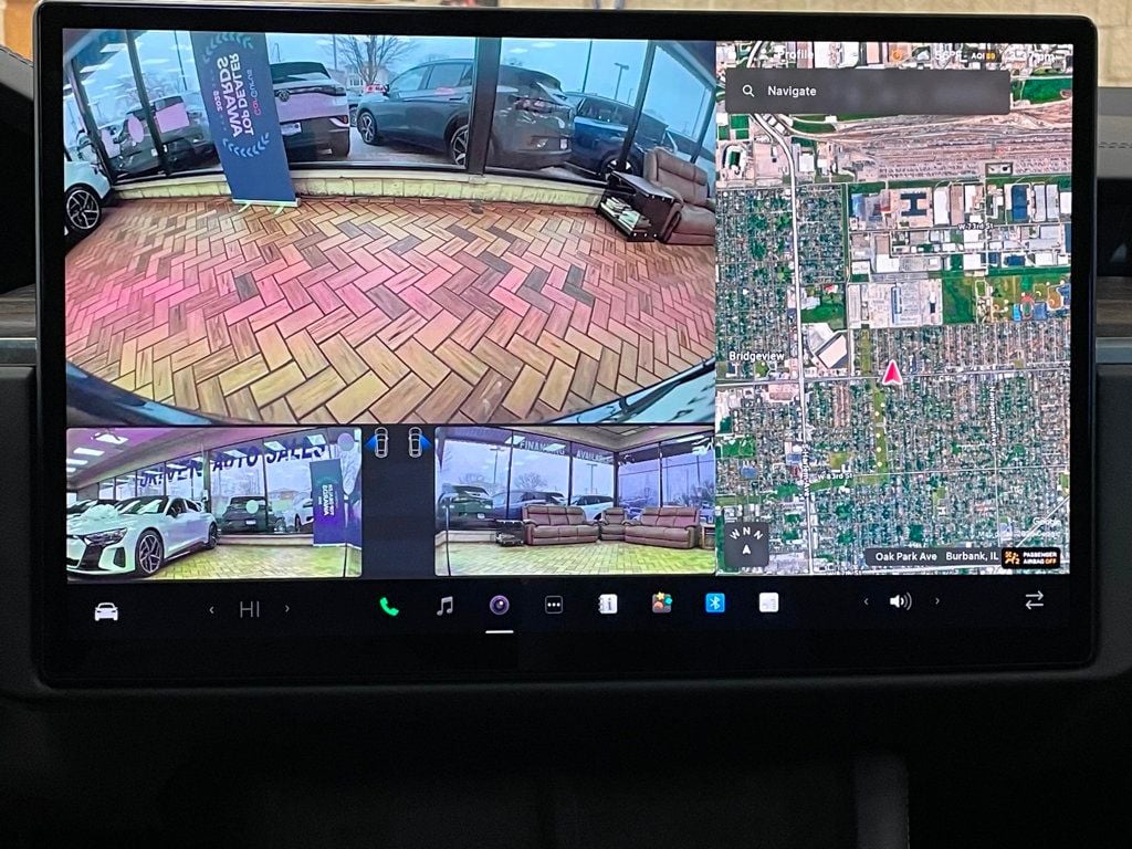 2023 Tesla Model X AWD - 22968180 - 32