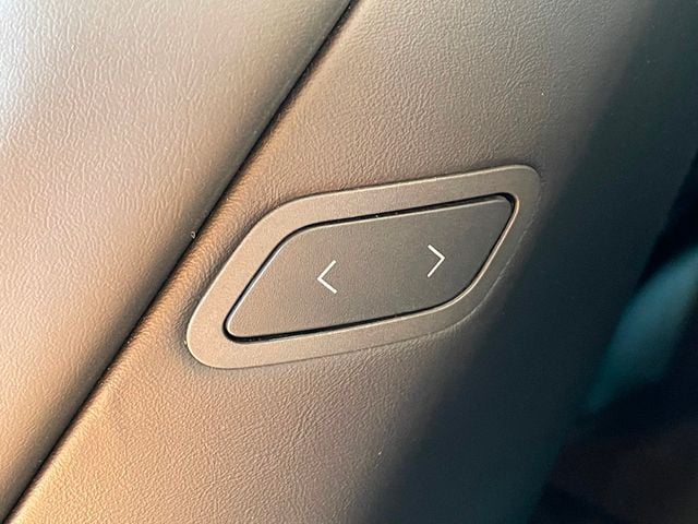 2023 Tesla Model X AWD - 22970684 - 18