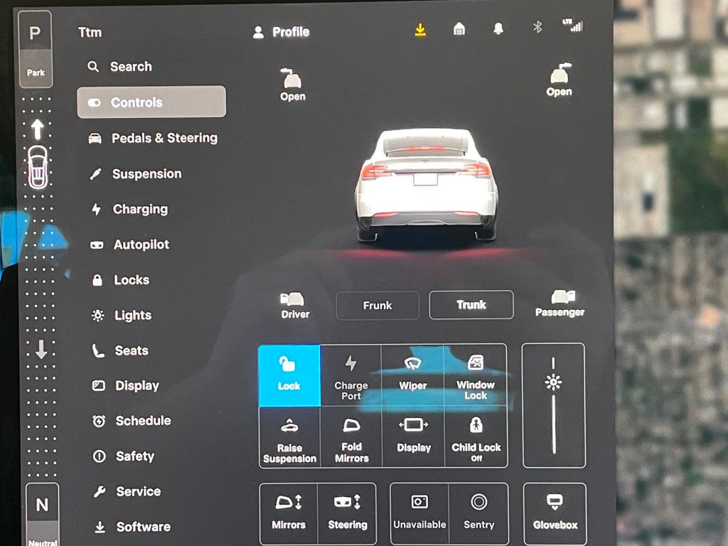 2023 Tesla Model X AWD - 22970684 - 31