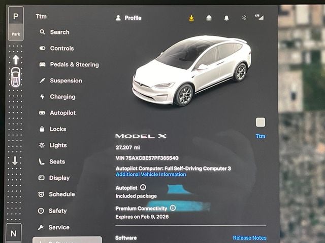 2023 Tesla Model X AWD - 22970684 - 35