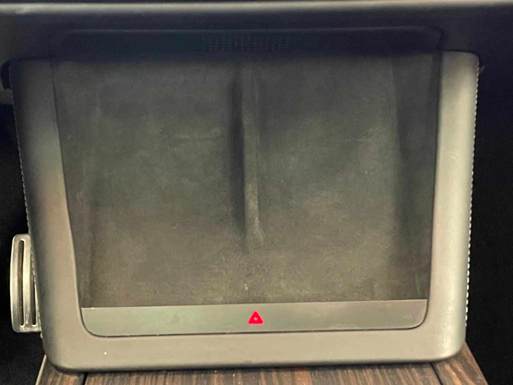 2023 Tesla Model X AWD - 22970684 - 39