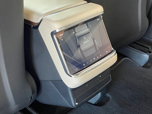 2023 Tesla Model X AWD - 23009761 - 16