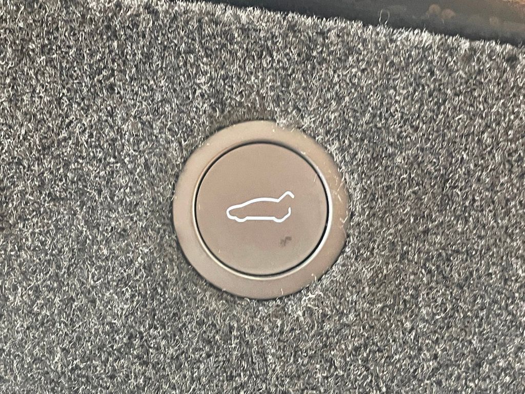 2023 Tesla Model X AWD - 23009761 - 21