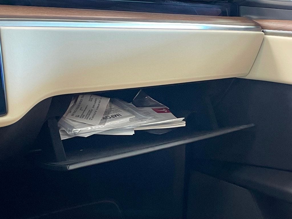 2023 Tesla Model X AWD - 23009761 - 52