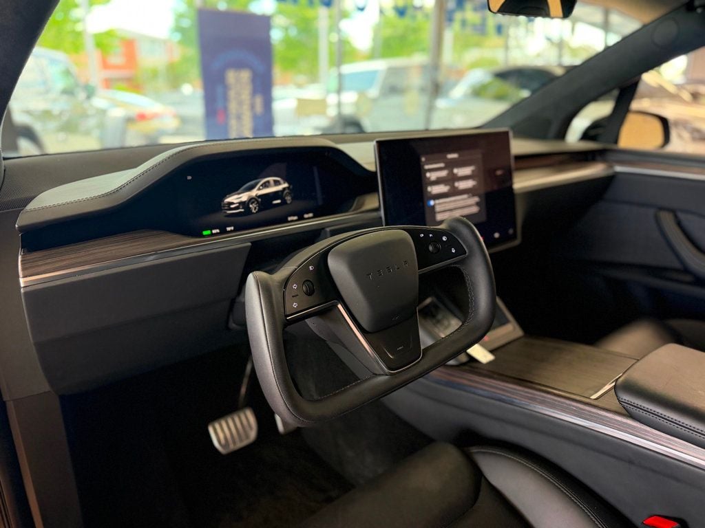 2023 Tesla Model X AWD - 23041123 - 17