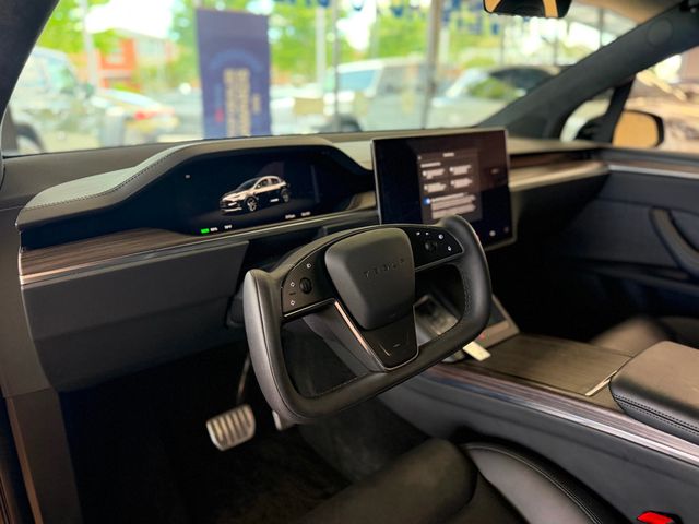 2023 Tesla Model X AWD - 23041123 - 17