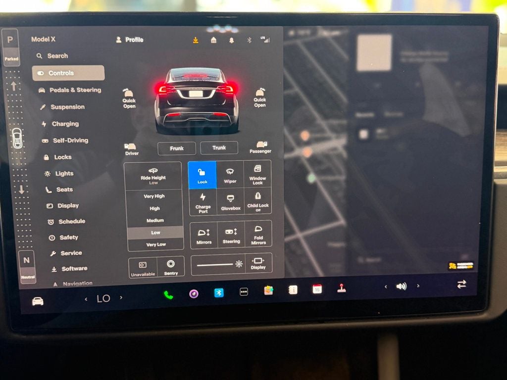 2023 Tesla Model X AWD - 23041123 - 32