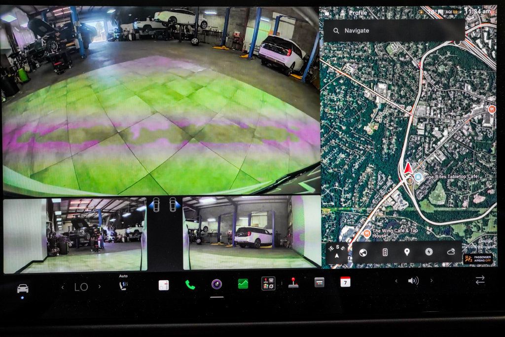 Tesla Model X photo 35