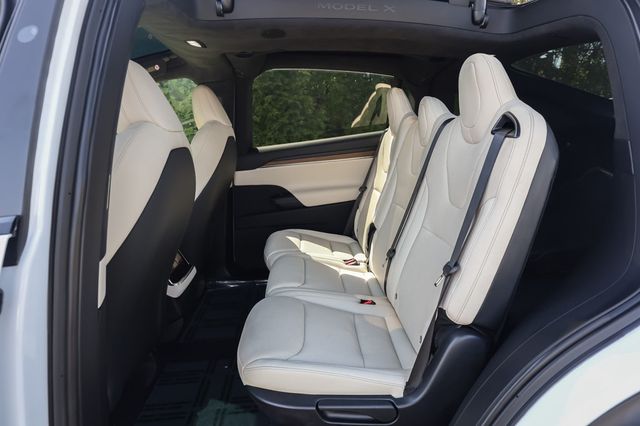 2023 Tesla Model X AWD - 22821454 - 11