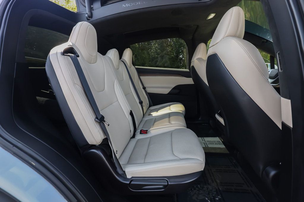 2023 Tesla Model X P100D photo 15