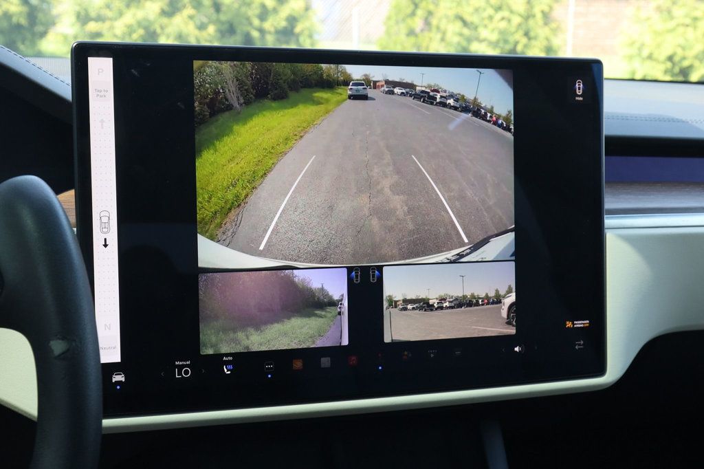 2023 Tesla Model X P100D photo 25