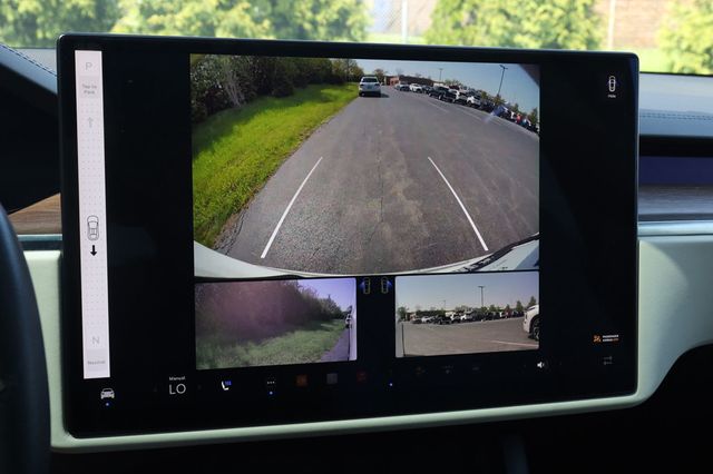 2023 Tesla Model X AWD - 22821454 - 36