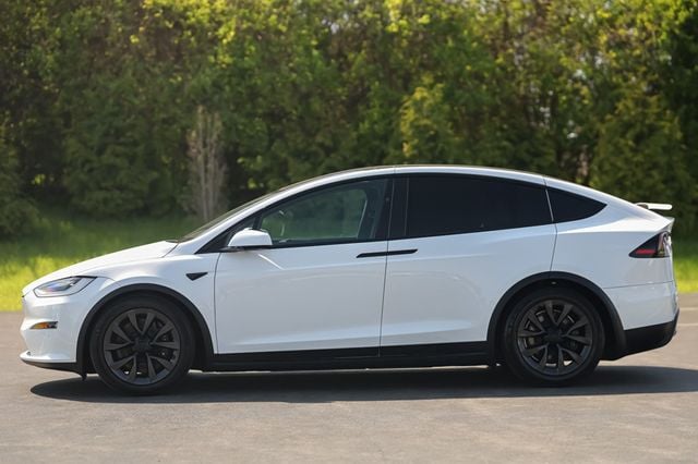 2023 Tesla Model X AWD - 22821454 - 3