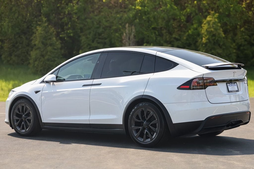 2023 Tesla Model X P100D photo 4