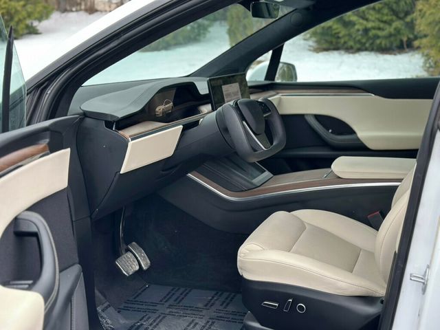 2023 Tesla Model X AWD - 22970104 - 11