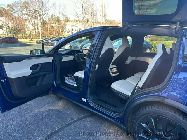 2023 Tesla Model X AWD - 22963086 - 13