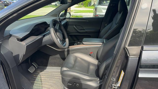 2023 Tesla Model X AWD - 23051405 - 9