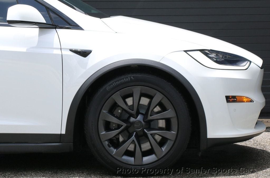 2023 Tesla Model X AWD - 22865797 - 13