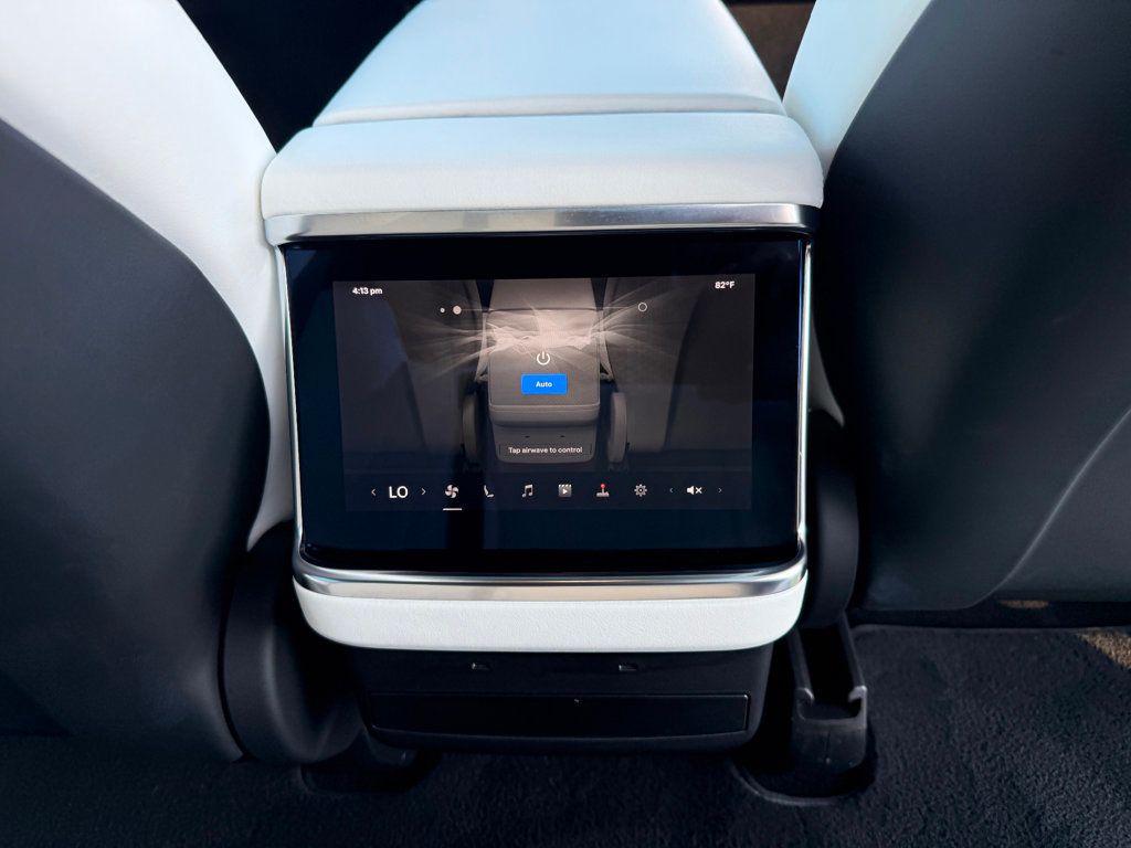 2023 Tesla Model X AWD - 22968202 - 26