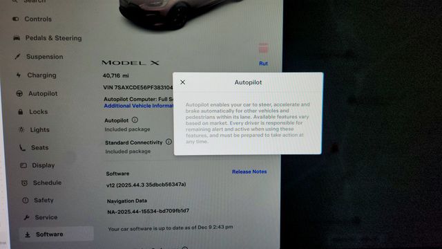 2023 Tesla Model X AWD - 22957122 - 15