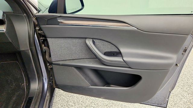 2023 Tesla Model X AWD - 22957122 - 30