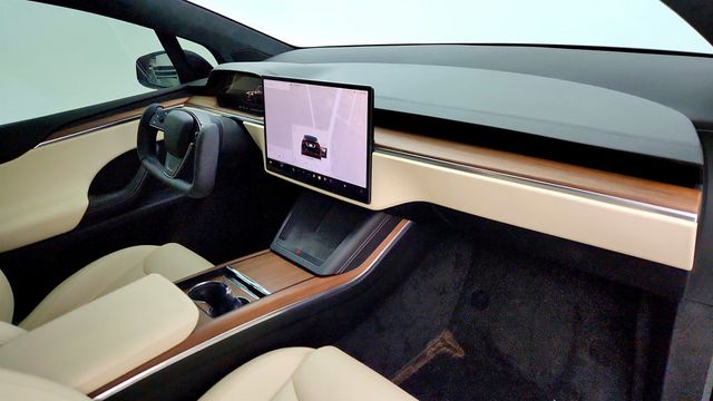 2023 Tesla Model X AWD - 22966715 - 26