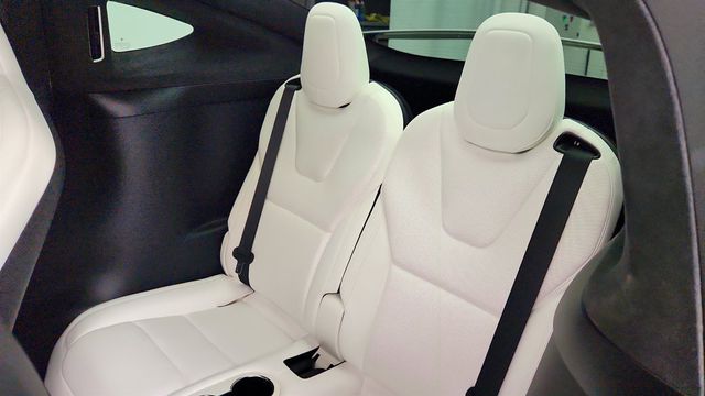 2023 Tesla Model X AWD - 22999608 - 27