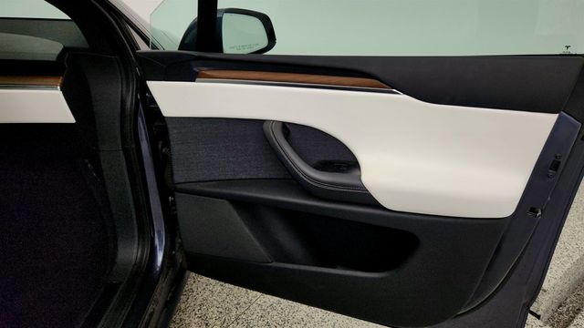 2023 Tesla Model X AWD - 23026287 - 28