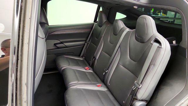 2023 Tesla Model X AWD - 23070802 - 26
