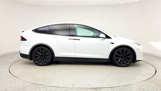 2023 Tesla Model X AWD w/ 6 Seat Cream Interior & 22'' Turbine Wheels - 22999608 - 3