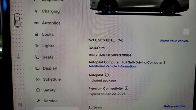 2023 Tesla Model X AWD w/ 6 Seat Interior & Yoke Steering Wheel - 23004613 - 13