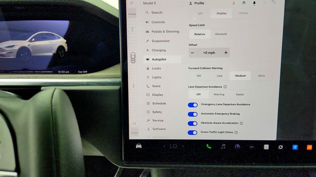 2023 Tesla Model X AWD w/ 6 Seat Interior & Yoke Steering Wheel - 23004613 - 20