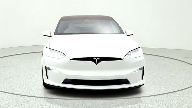2023 Tesla Model X AWD w/ Cream Premium Interior - 23065248 - 1