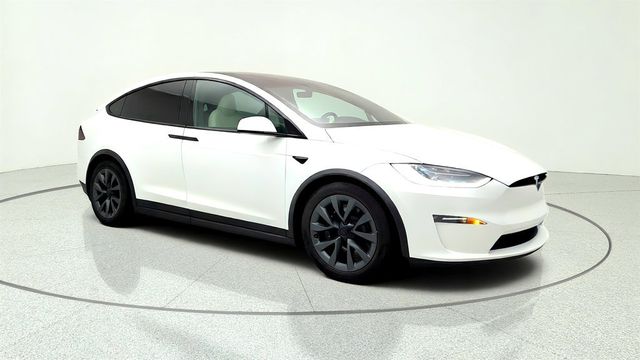 2023 Tesla Model X AWD w/ Cream Premium Interior - 23065248 - 2