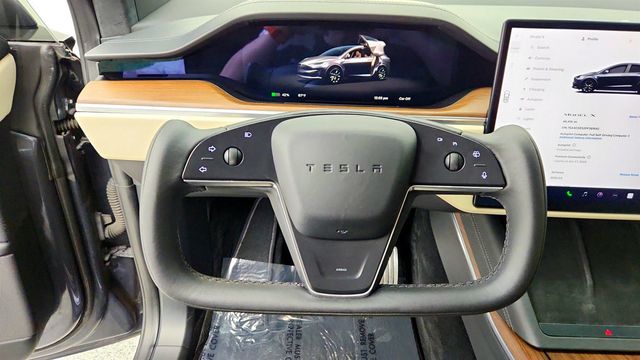 2023 Tesla Model X AWD w/ Cream Premium Interior & Yoke Steering Wheel - 23011367 - 12