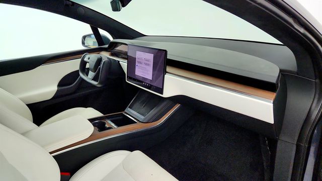 2023 Tesla Model X AWD w/ Cream Premium Seat Trim & Yoke Steering Wheel - 23026287 - 27