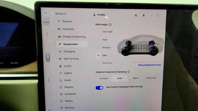 2023 Tesla Model X AWD w/ Full Self Driving, 22'' Wheels & Cream Premium Interior - 23017518 - 16